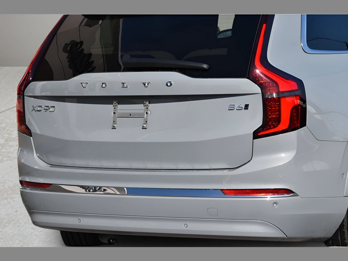 2026 Volvo XC90 Plus - Photo 30