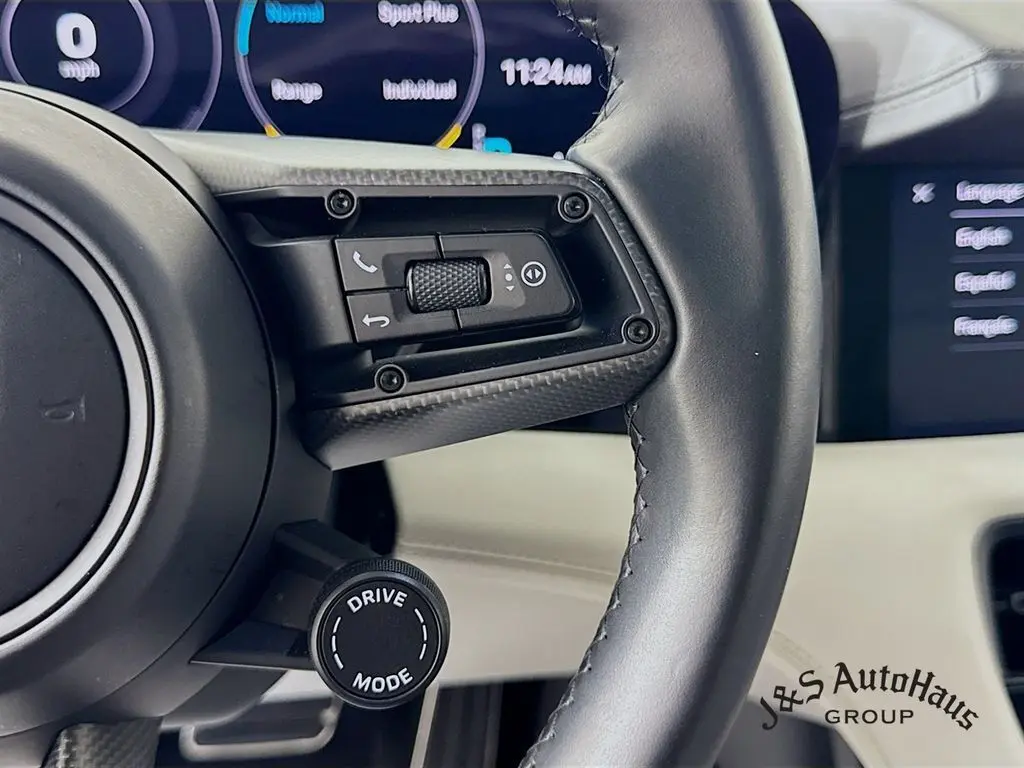 2021 Porsche Taycan Turbo photo 14