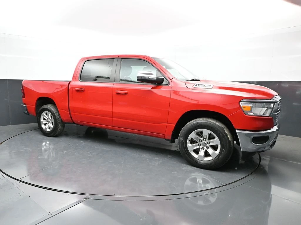 2024 RAM 1500 Laramie Crew Cab 5'7's photo