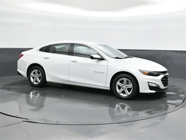 Used 2023 Chevrolet Malibu 1LT with VIN 1G1ZD5ST7PF208442 for sale in Tulsa, OK