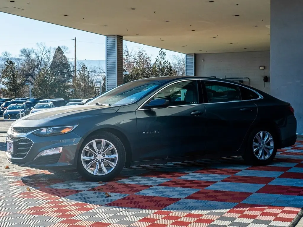2021 Chevrolet Malibu 1LT