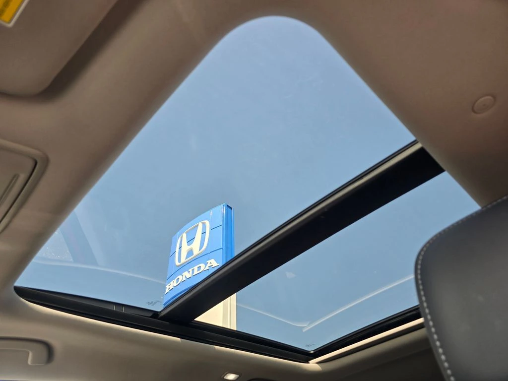 2025 Honda Pilot Touring - Photo 19