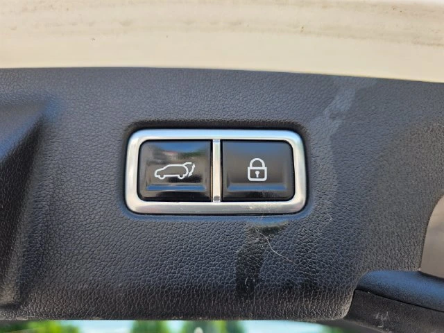 2021 Kia Sorento SX - Photo 11