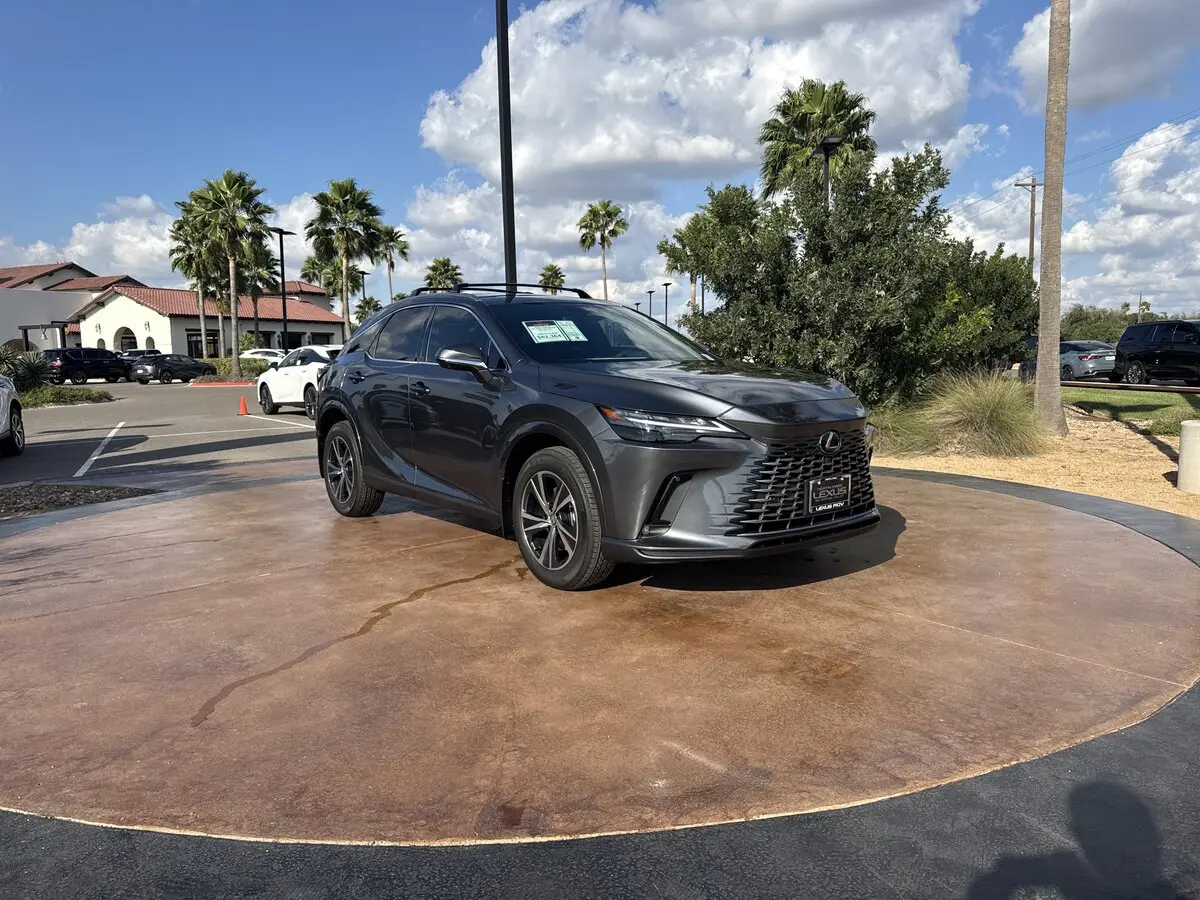 2026 Lexus RX Hybrid 350h's photo