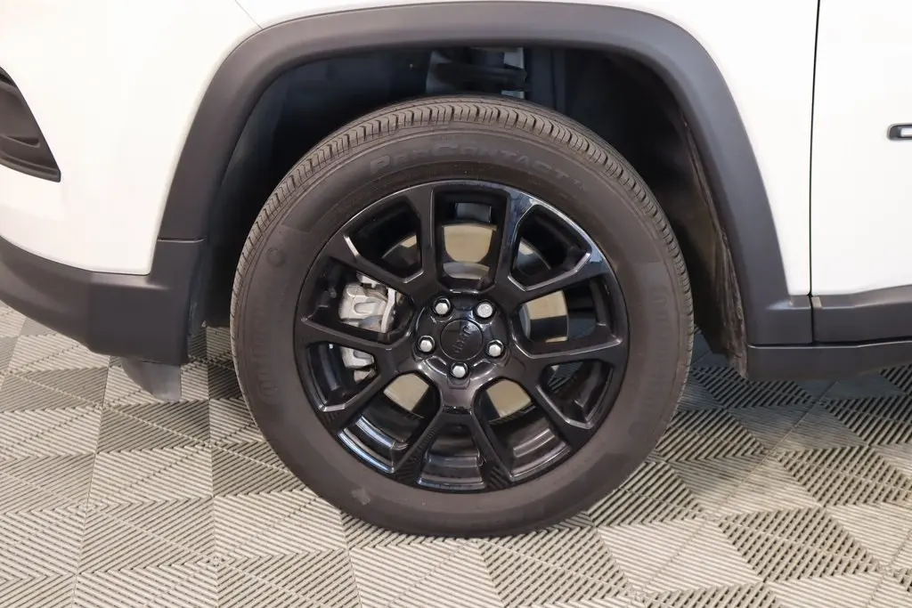 2024 Jeep Compass Latitude photo 15