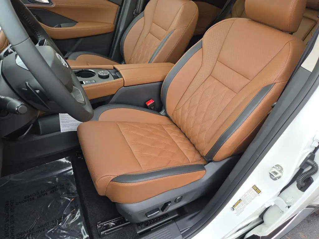 2026 Nissan Rogue Platinum photo 33