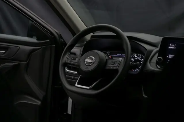 2024 Nissan Rogue SV photo 14
