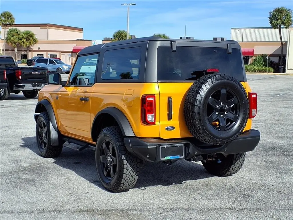 2022 Ford Bronco Base Big Bend Black Diamond Outer Banks photo 4