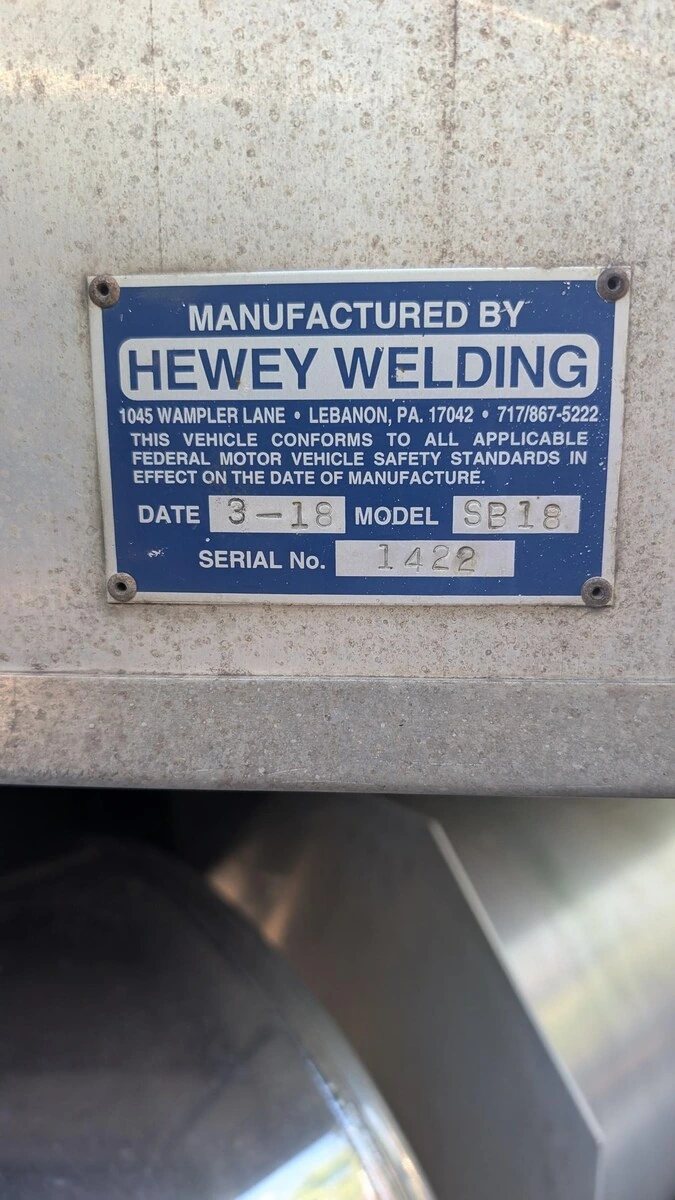 2019 International HX - image 26