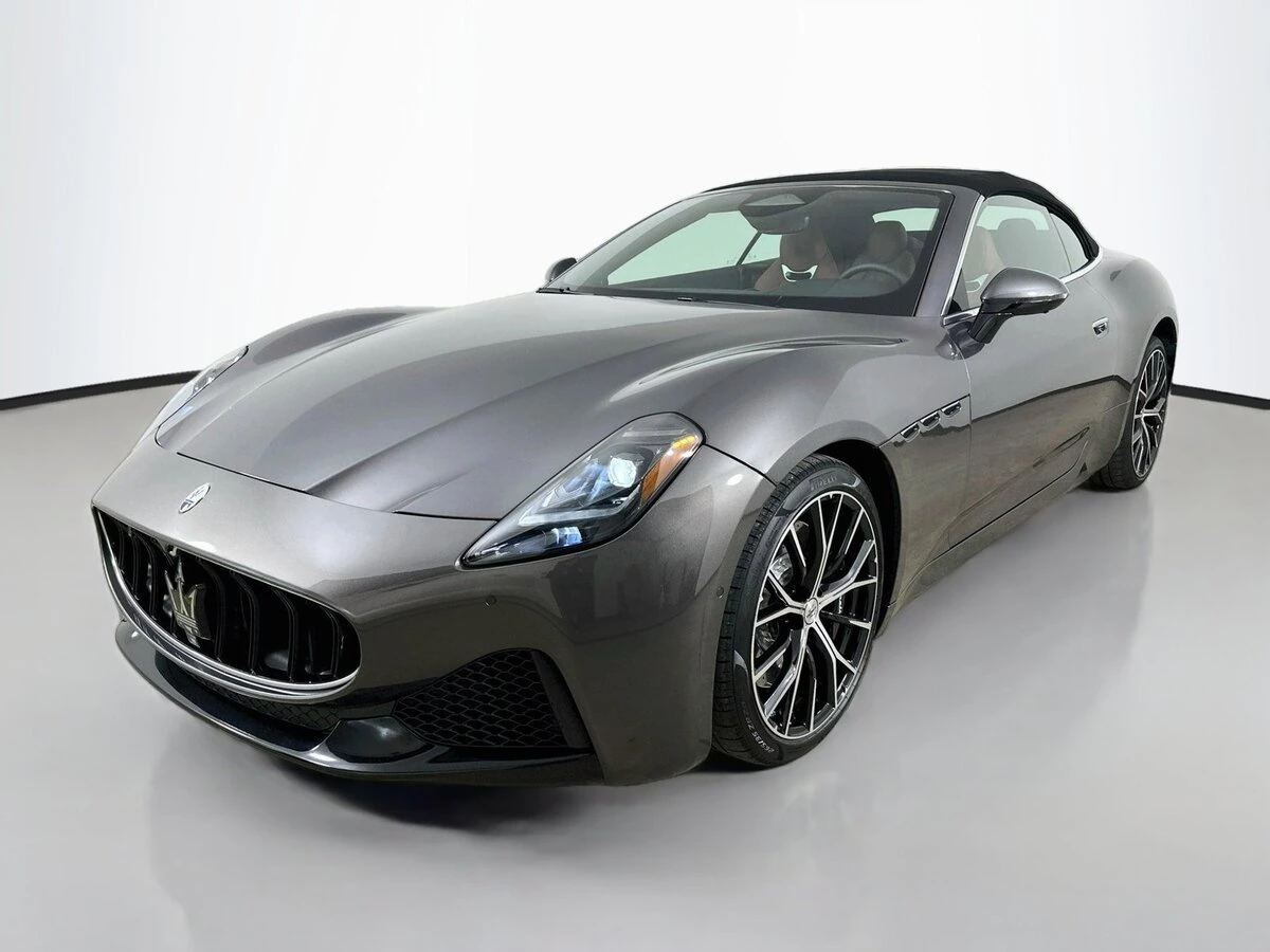 2026 Maserati GranCabrio Base
