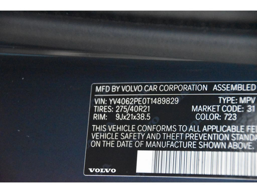 2026 Volvo - image 27