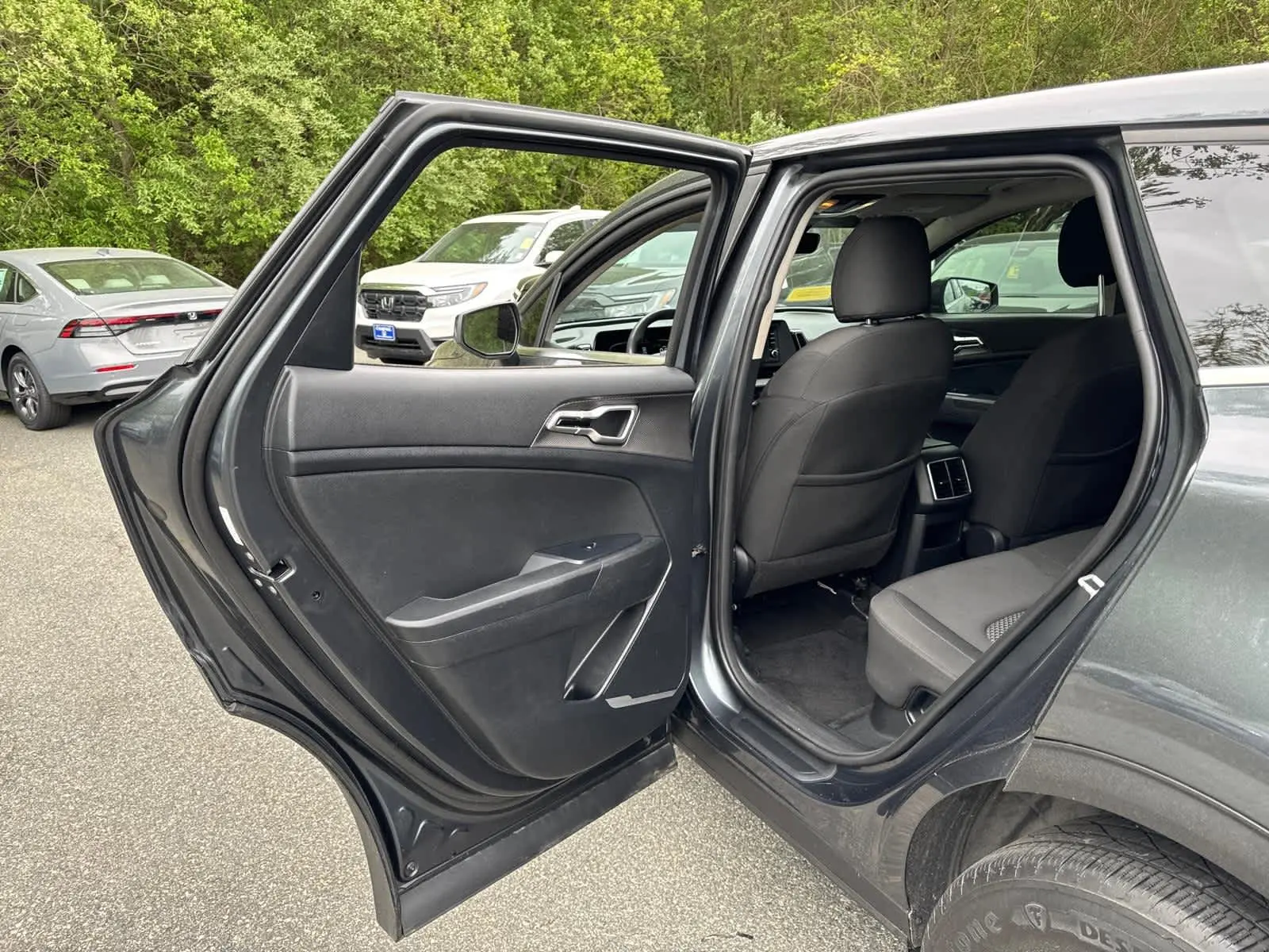 2023 Kia Sportage Hybrid LX photo 27