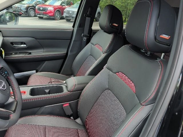 2026 Nissan KICKS SR AWD - Photo 11
