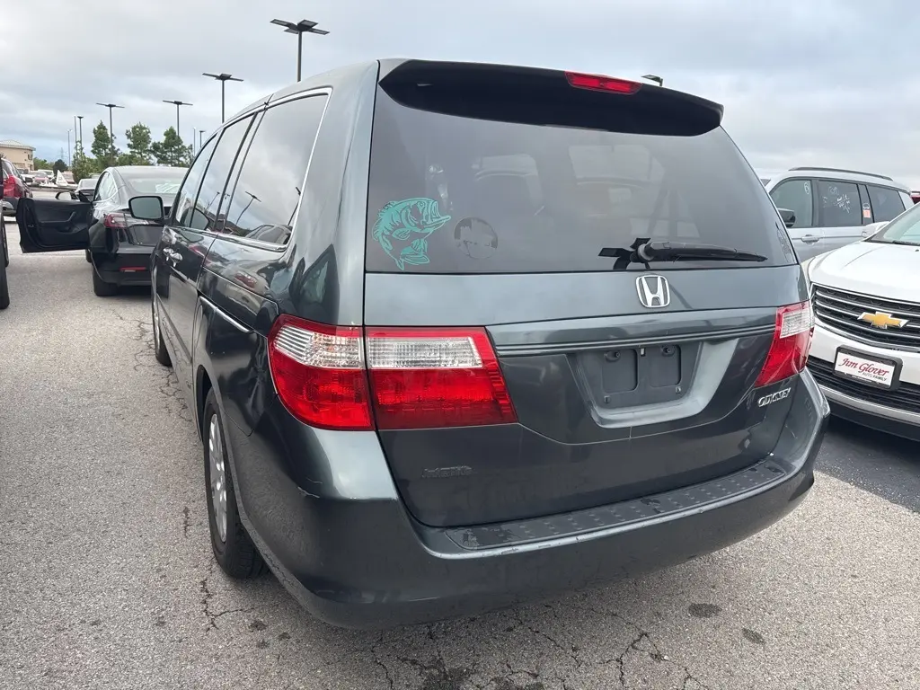 2005 Honda Odyssey LX photo 3