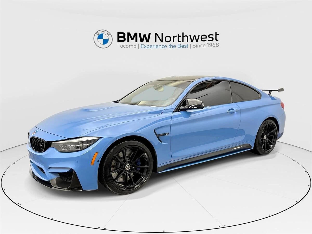 2019 BMW M4 -'s photo