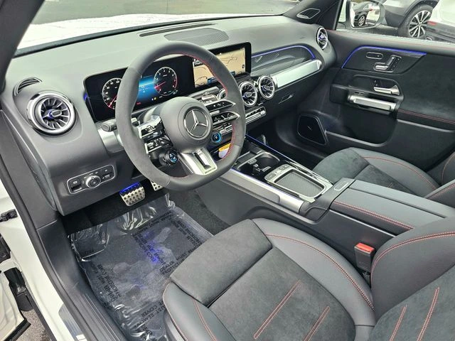 2026 Mercedes-Benz GLB AMG GLB 35 - Photo 11