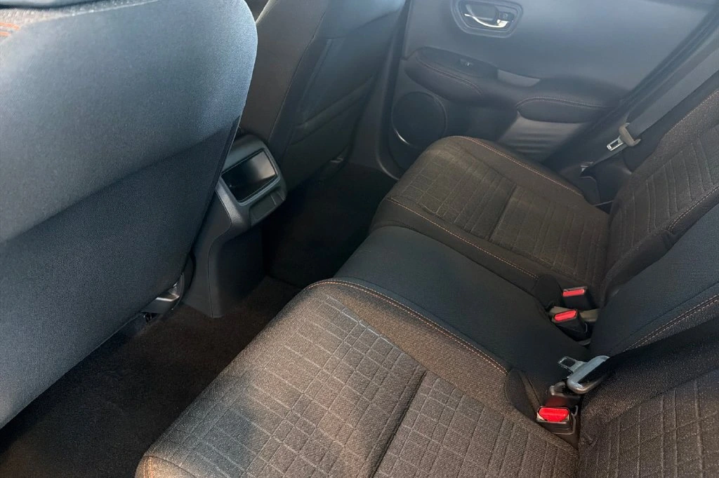 2027 Honda HR-V Sport - Photo 17