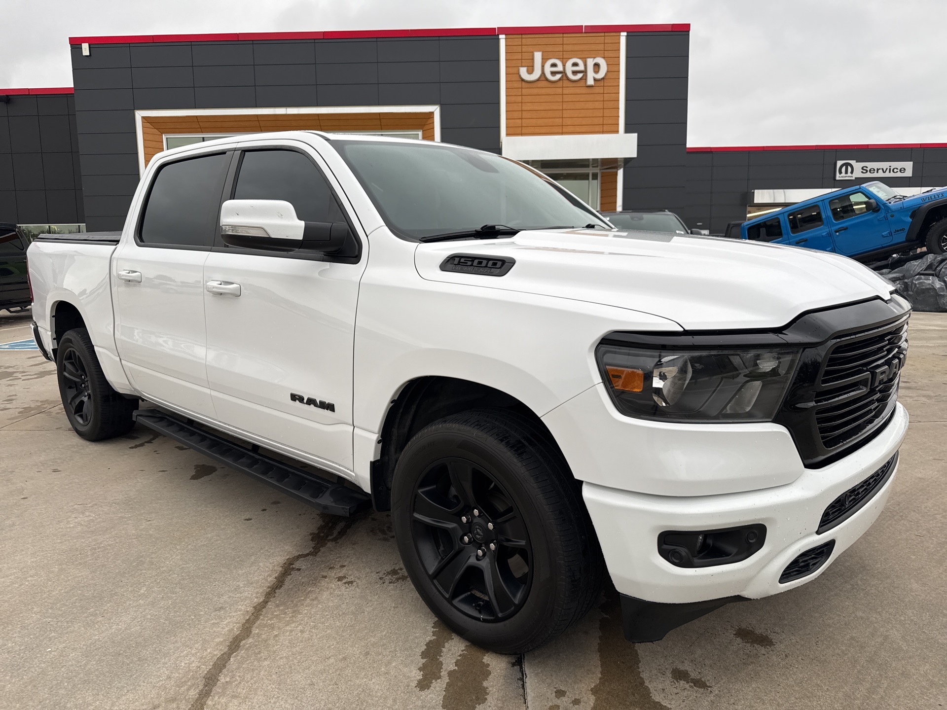 Vehicle