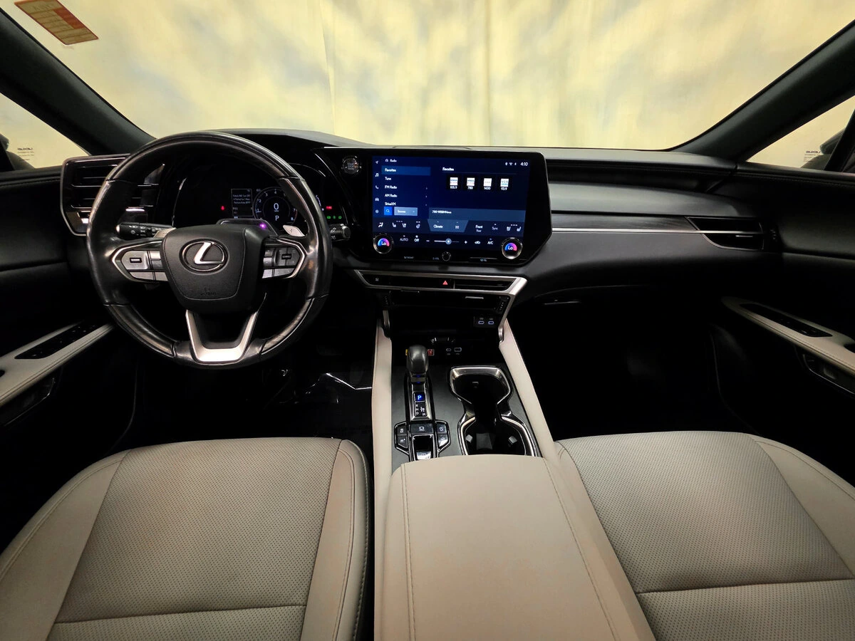 2024 Lexus RX 350 - Photo 13