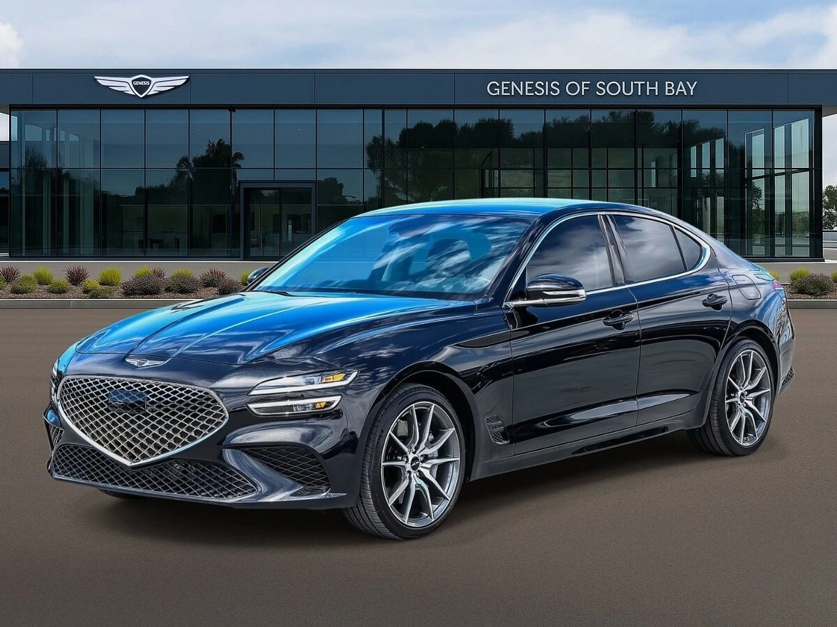2025 Genesis G70 2.5T Standard's photo