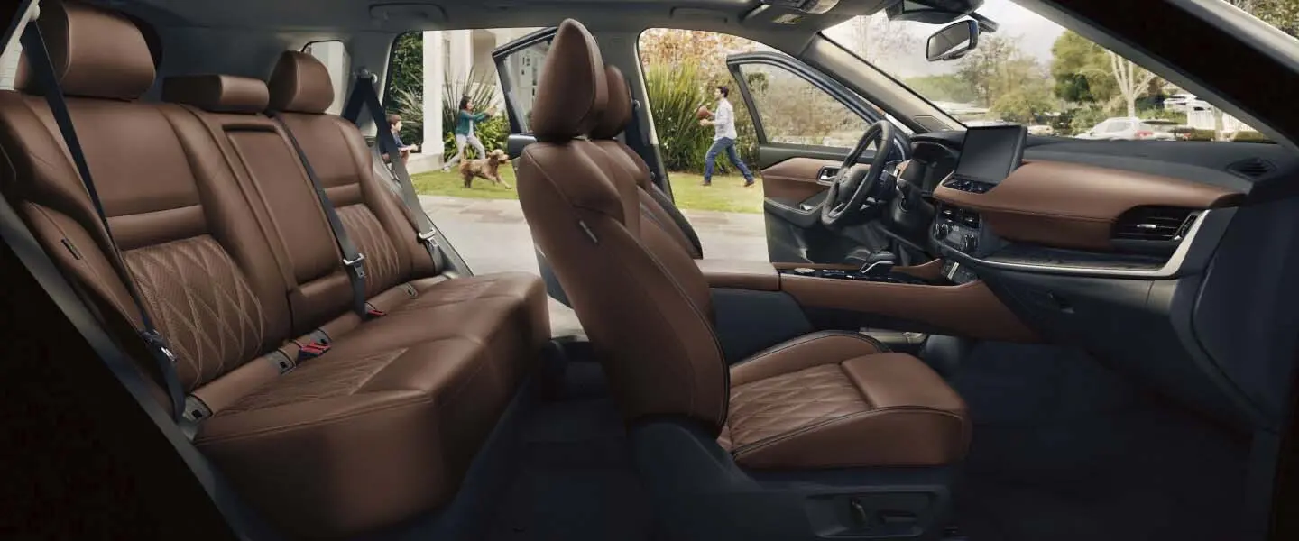 2025 Nissan Rogue image 2