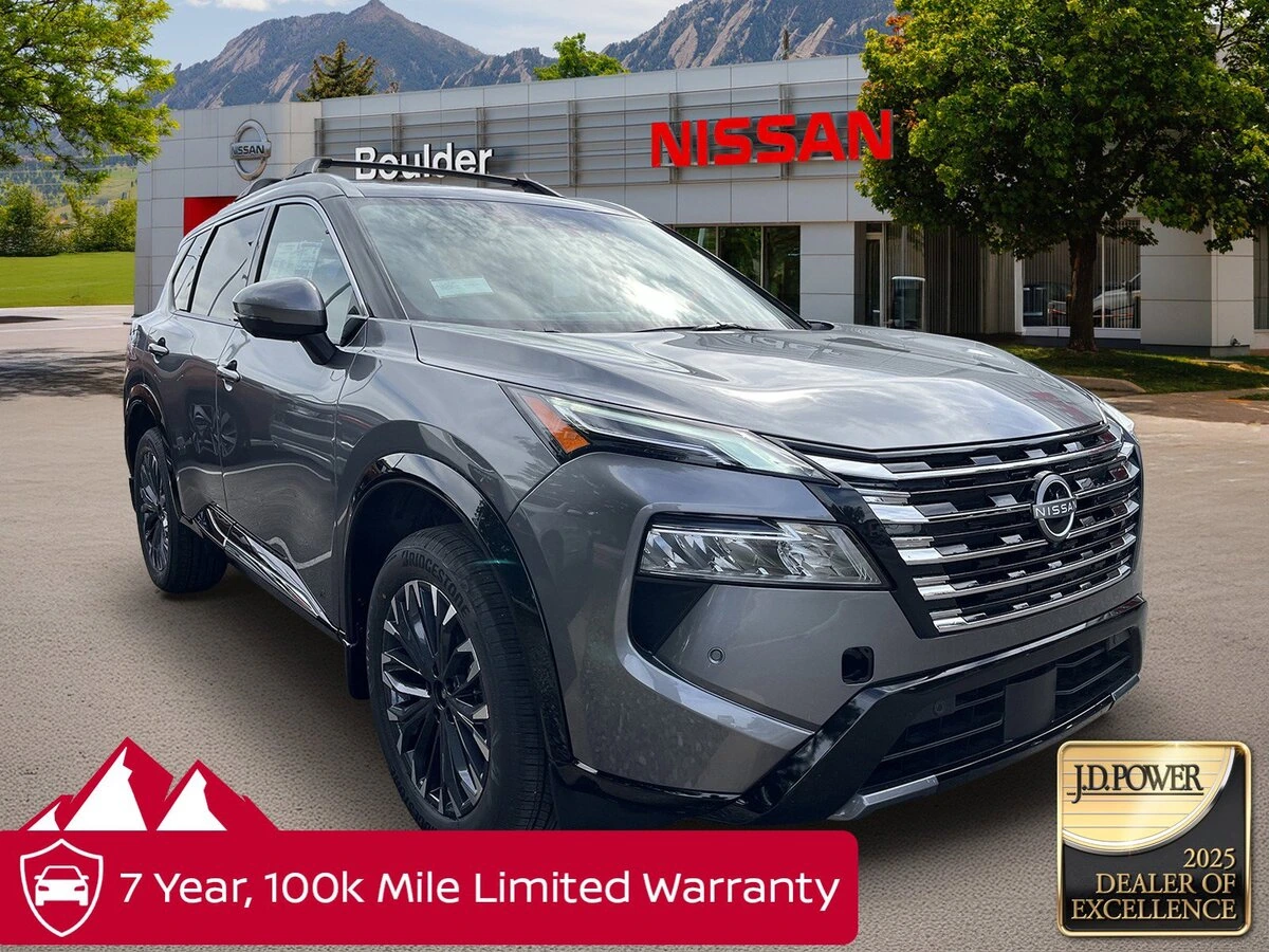 2026 Nissan Rogue Platinum's photo