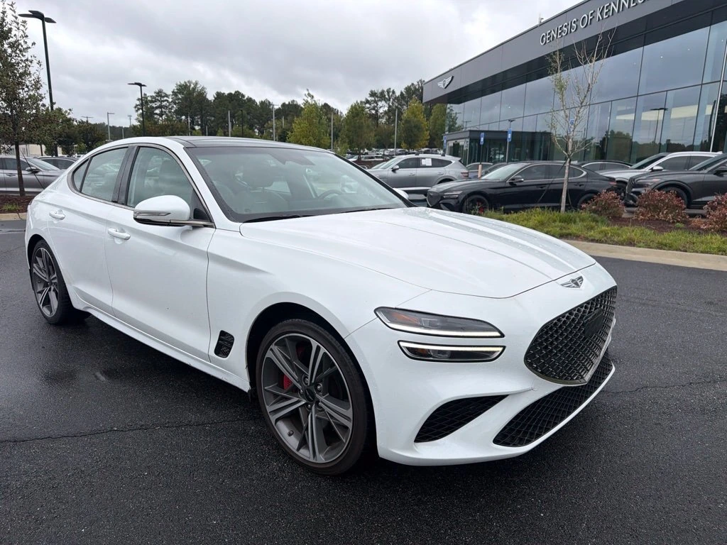 2025 GENESIS G70