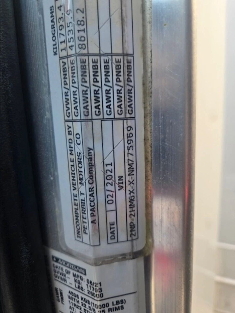 2022 Peterbilt 337 - image 7