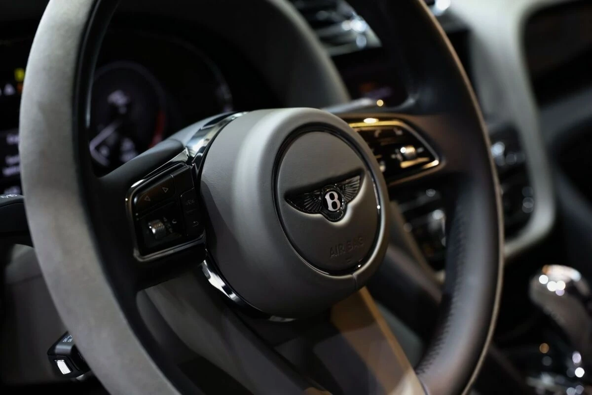 2022 Bentley Bentayga S - Photo 43