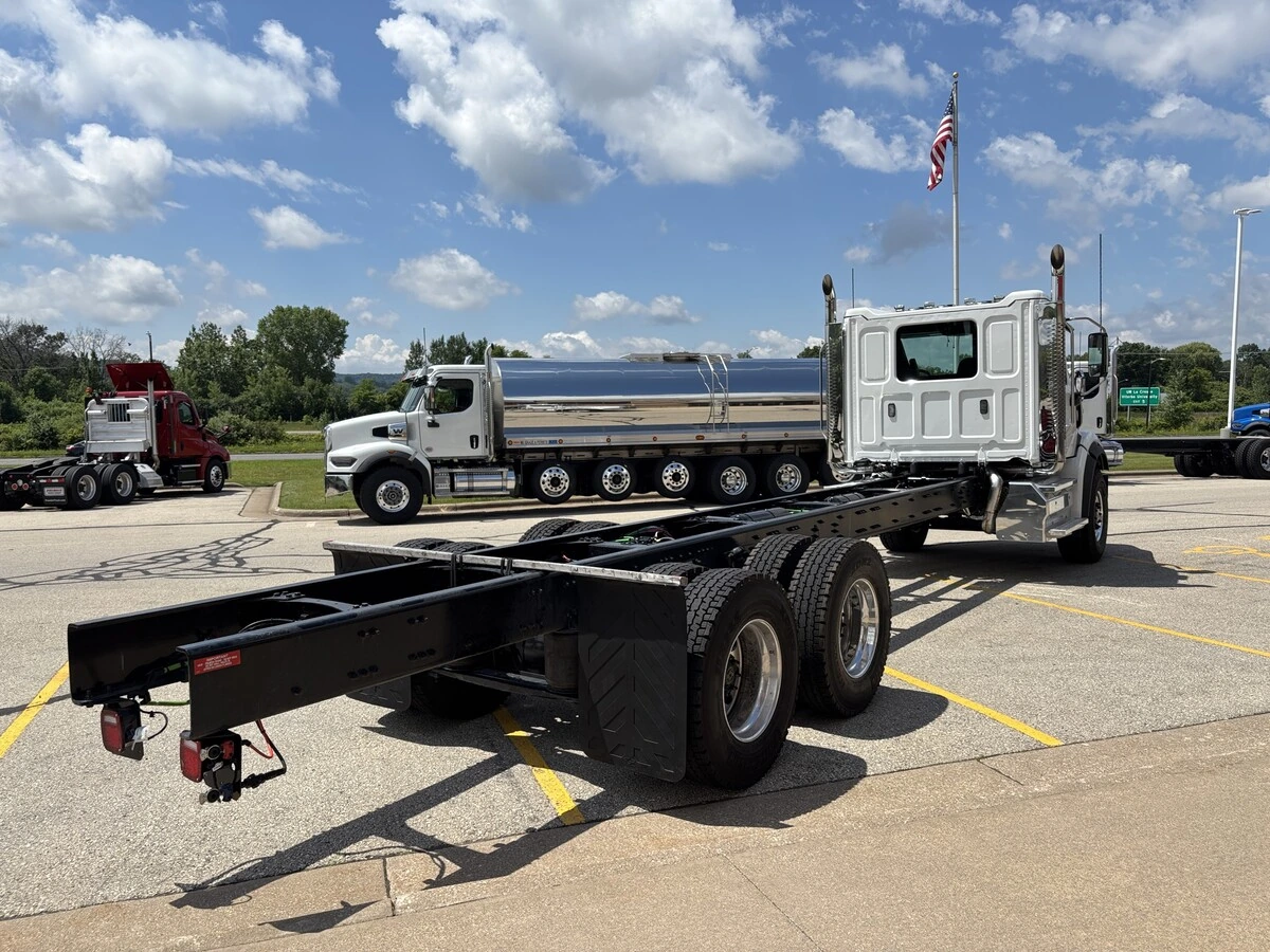 2027 Western Star 49X — photo 5