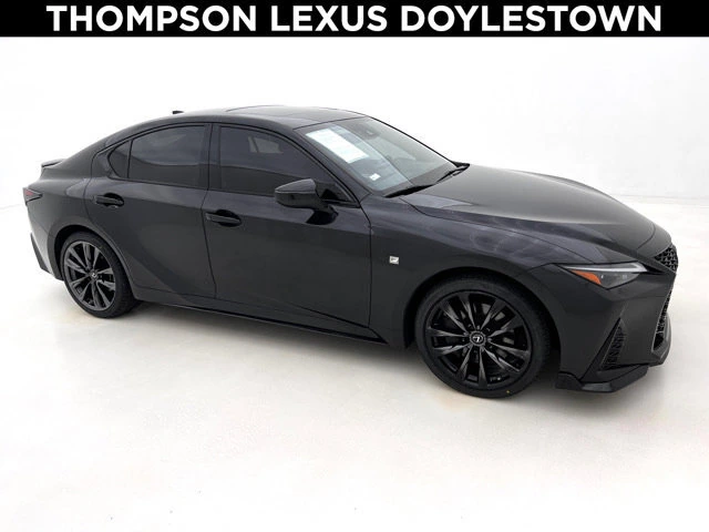2022 Lexus IS