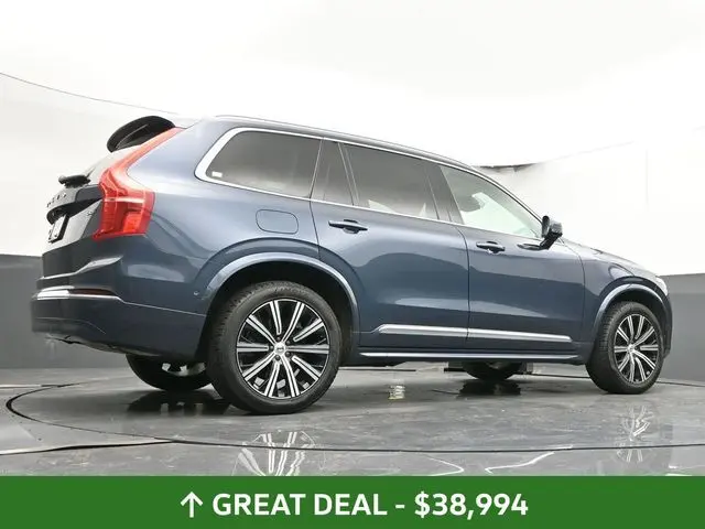 2023 Volvo XC90 Plus photo 35