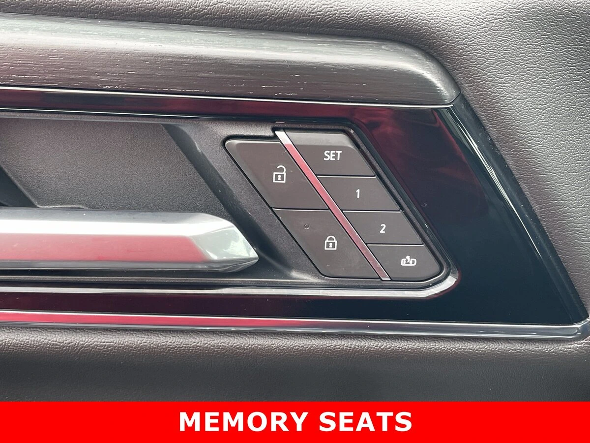 2025 GMC Yukon XL Denali - Photo 19