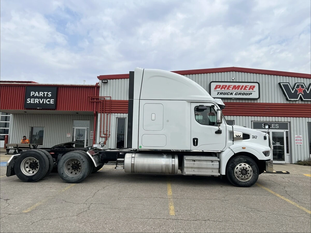 2024 Western Star 49X — photo 3