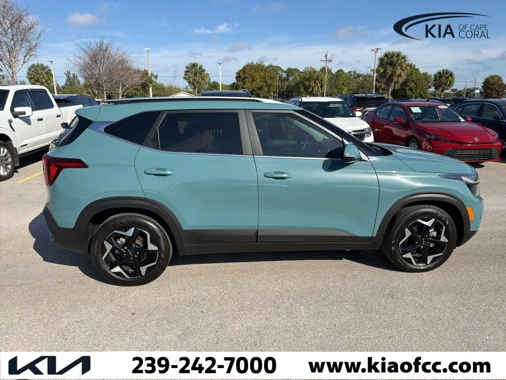 2025 Kia Seltos EX