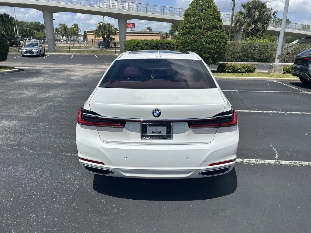 2022 BMW 7 Series 740i - Photo 18