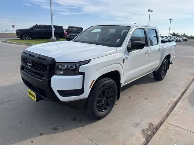2026 Nissan Frontier SV photo 4