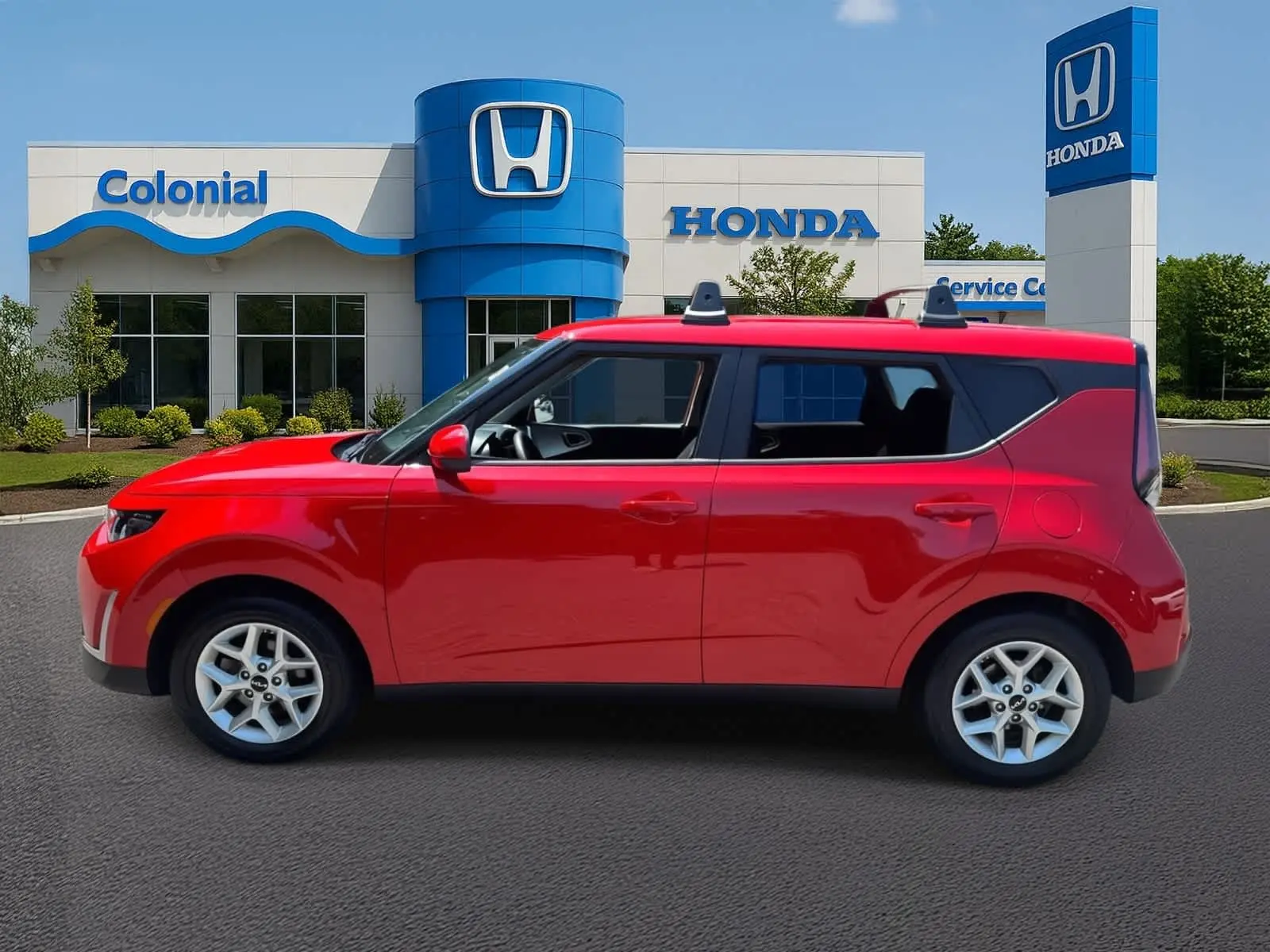 2023 Kia Soul LX photo 2