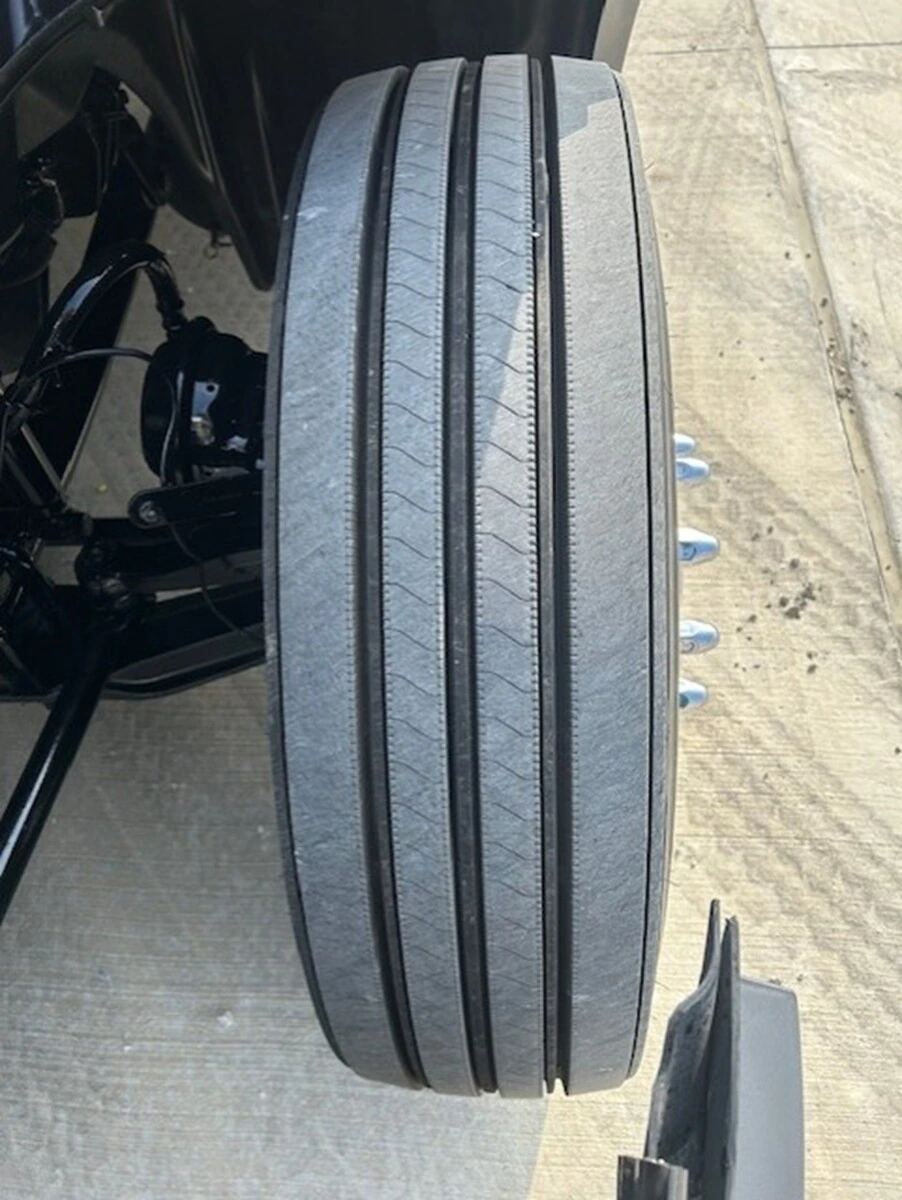 2023 Freightliner Cascadia - image 13