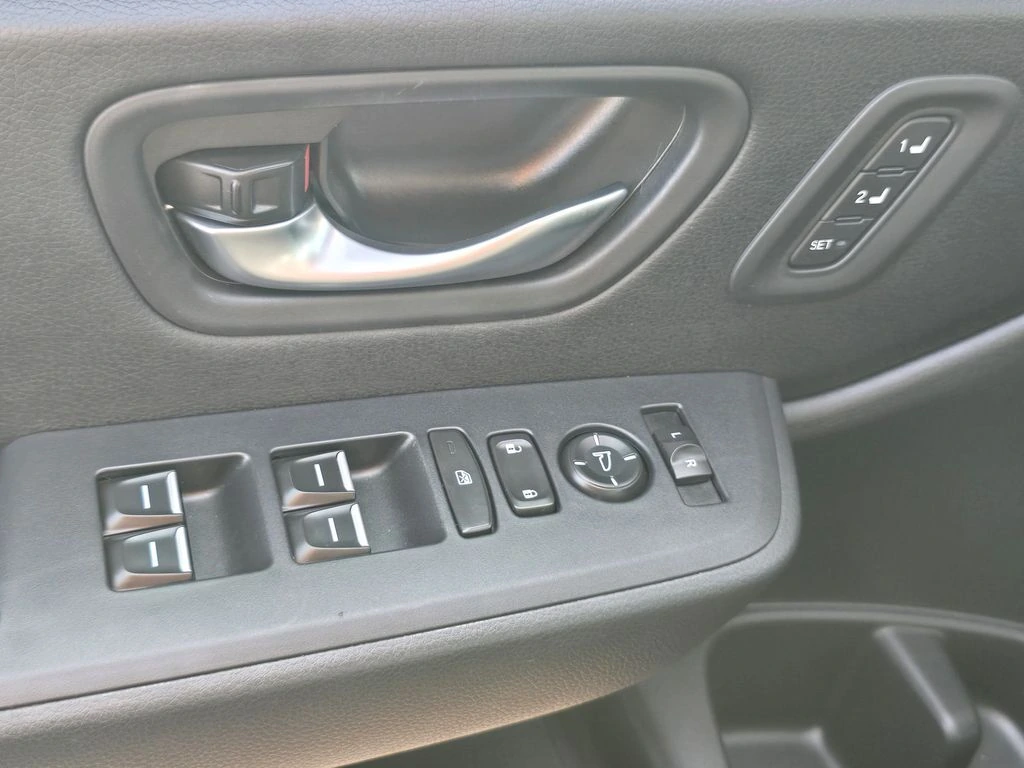 2025 Honda Pilot Touring - Photo 20