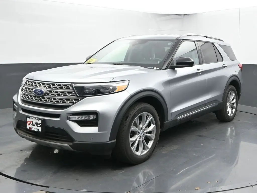 2024 Ford Explorer Limited photo 3