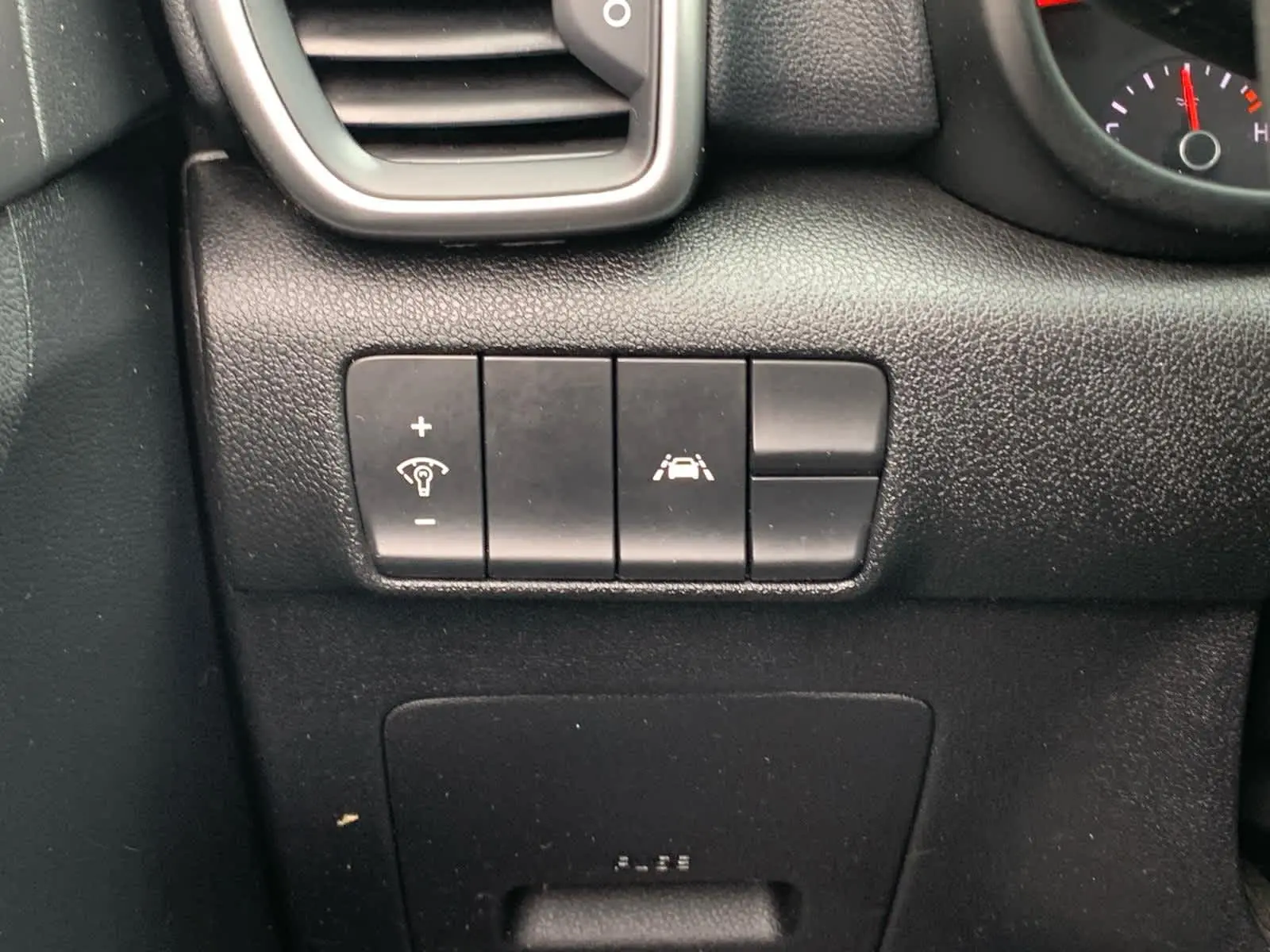 2020 Kia Sportage LX photo 21