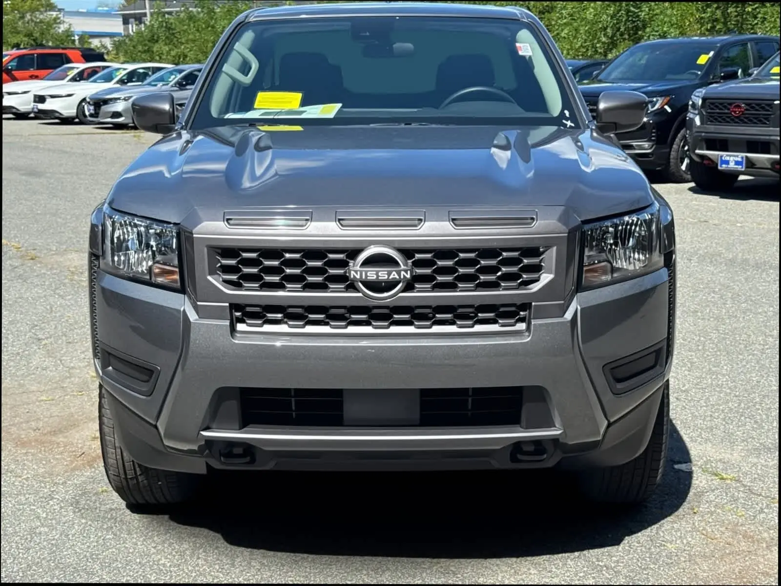 2025 Nissan Frontier SV photo 29