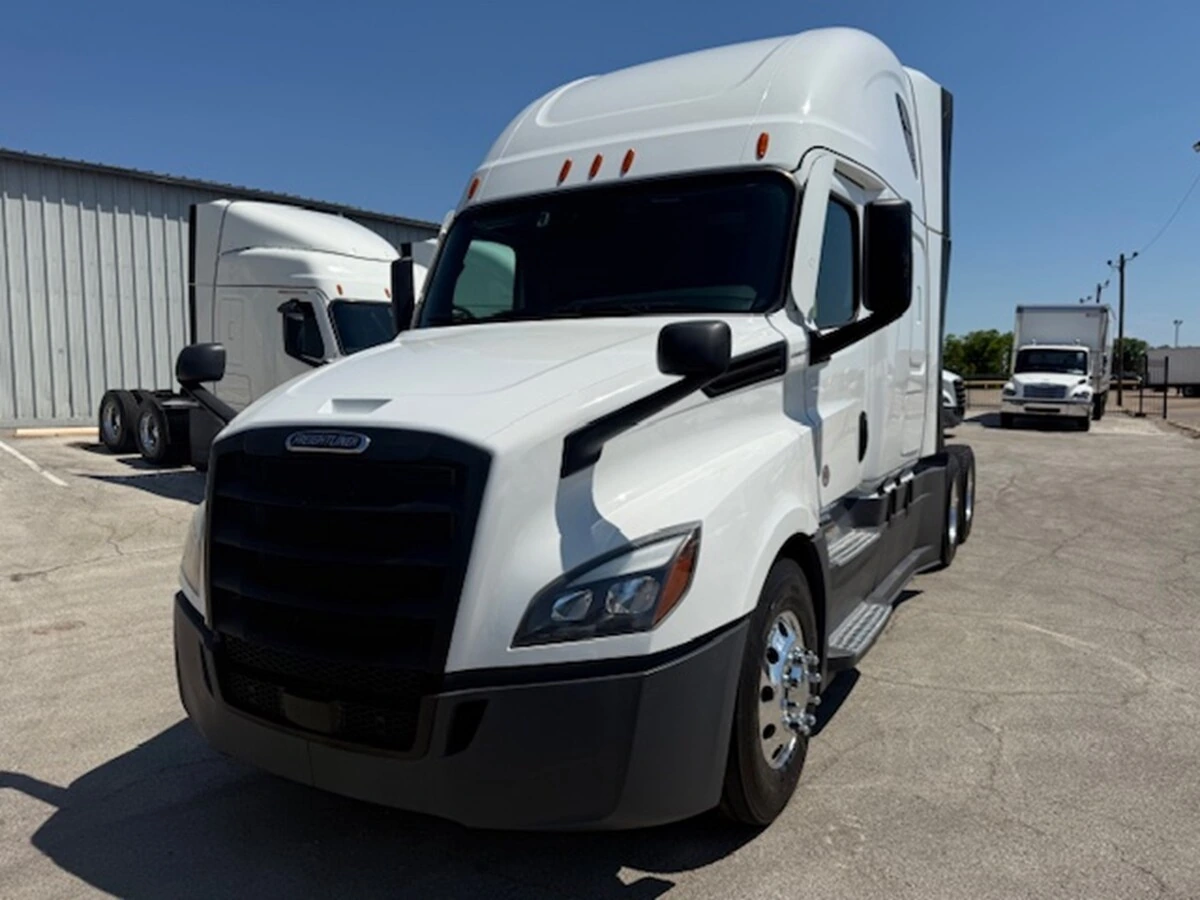 2024 Freightliner Cascadia
