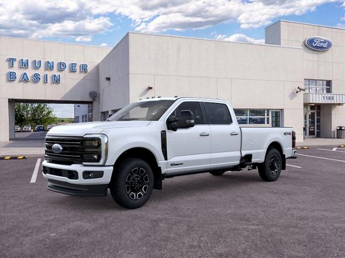 2026 Ford Super Duty F-350 SRW Platinum