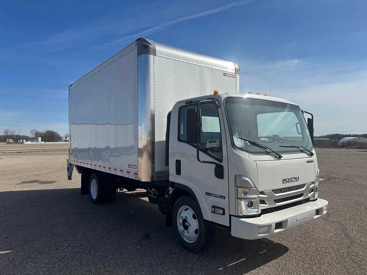 2026 Isuzu NPR - image 2
