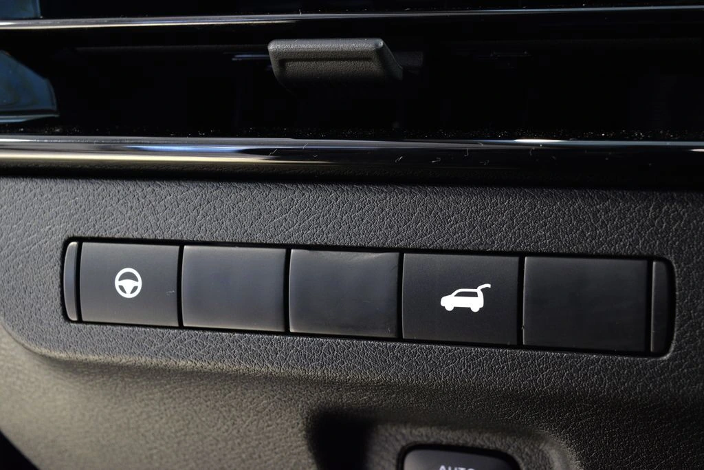 2025 Nissan Murano SV - Photo 15