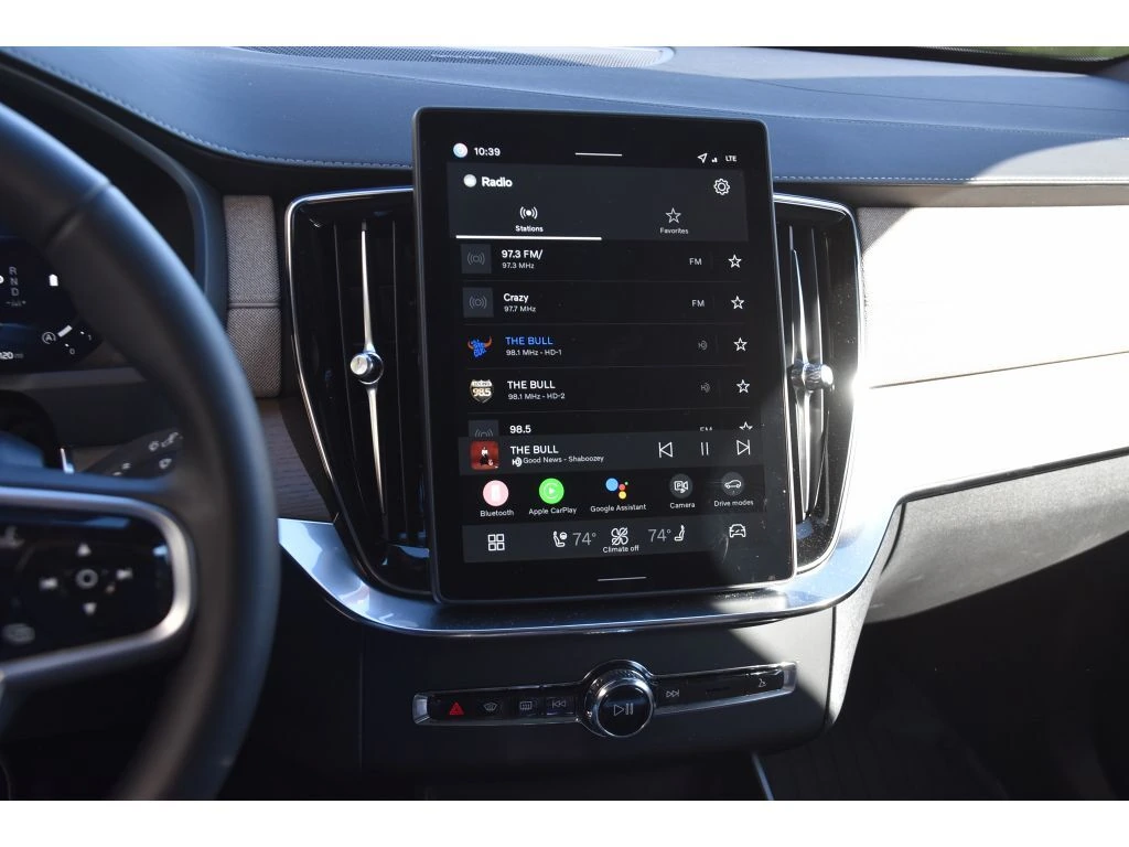 2026 Volvo - image 21