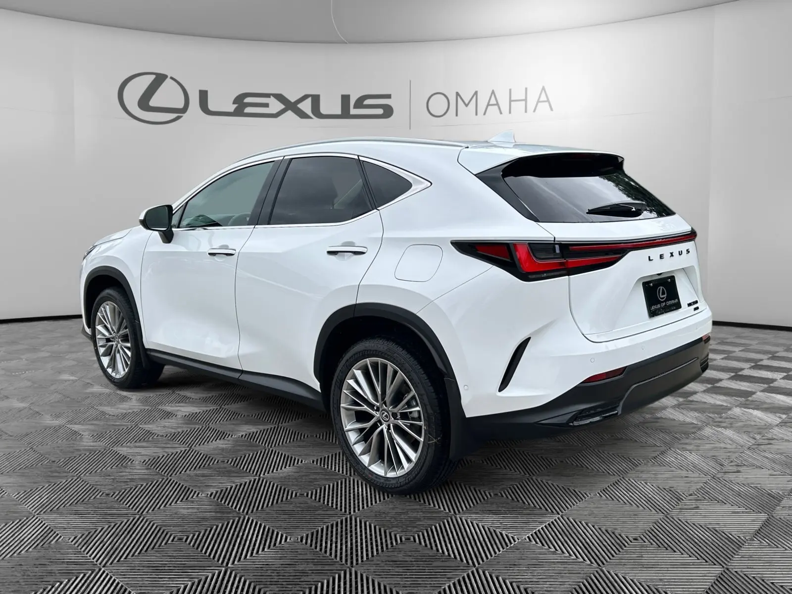 2026 Lexus NX 350 Luxury AWD photo 3