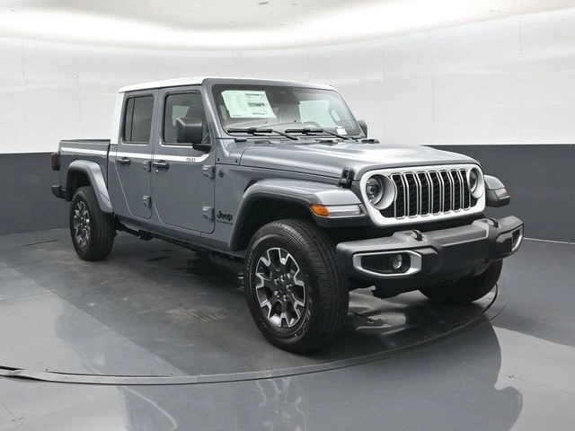 2026 Jeep Gladiator Sahara Auto's photo